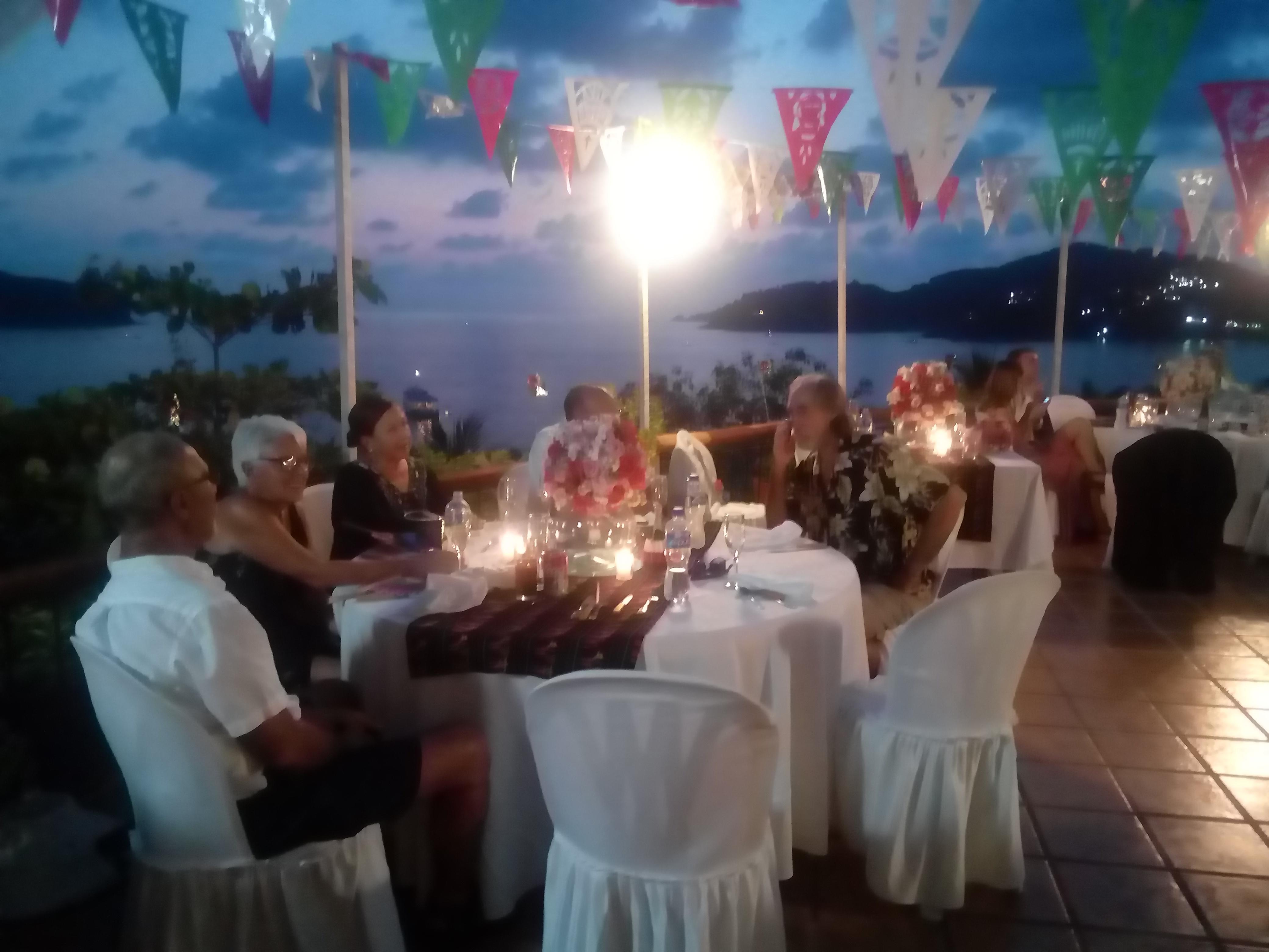 Hotel Catalina Beach Resort Сиуатанехо Екстериор снимка
