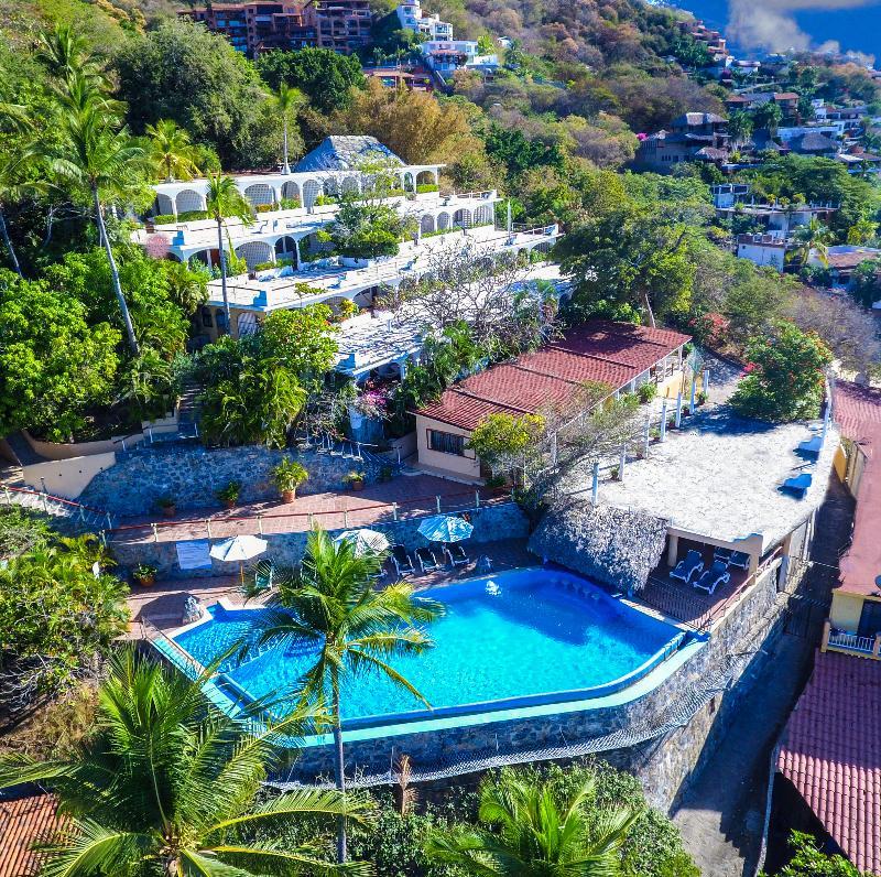 Hotel Catalina Beach Resort Сиуатанехо Екстериор снимка